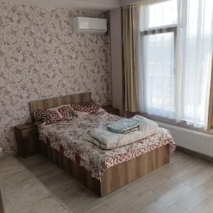 marys-cozy-lovely-studio-on-very-quiet-khosharauli-street.alltbilisihotels.com/